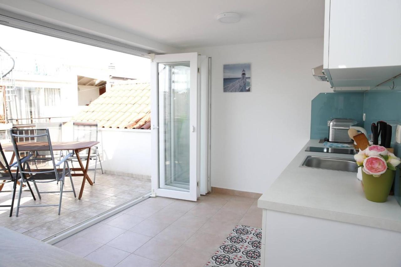 Holiday Home Yan With Bay View โวดีเซ ภายนอก รูปภาพ