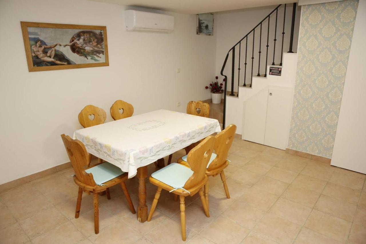 Holiday Home Yan With Bay View โวดีเซ ภายนอก รูปภาพ