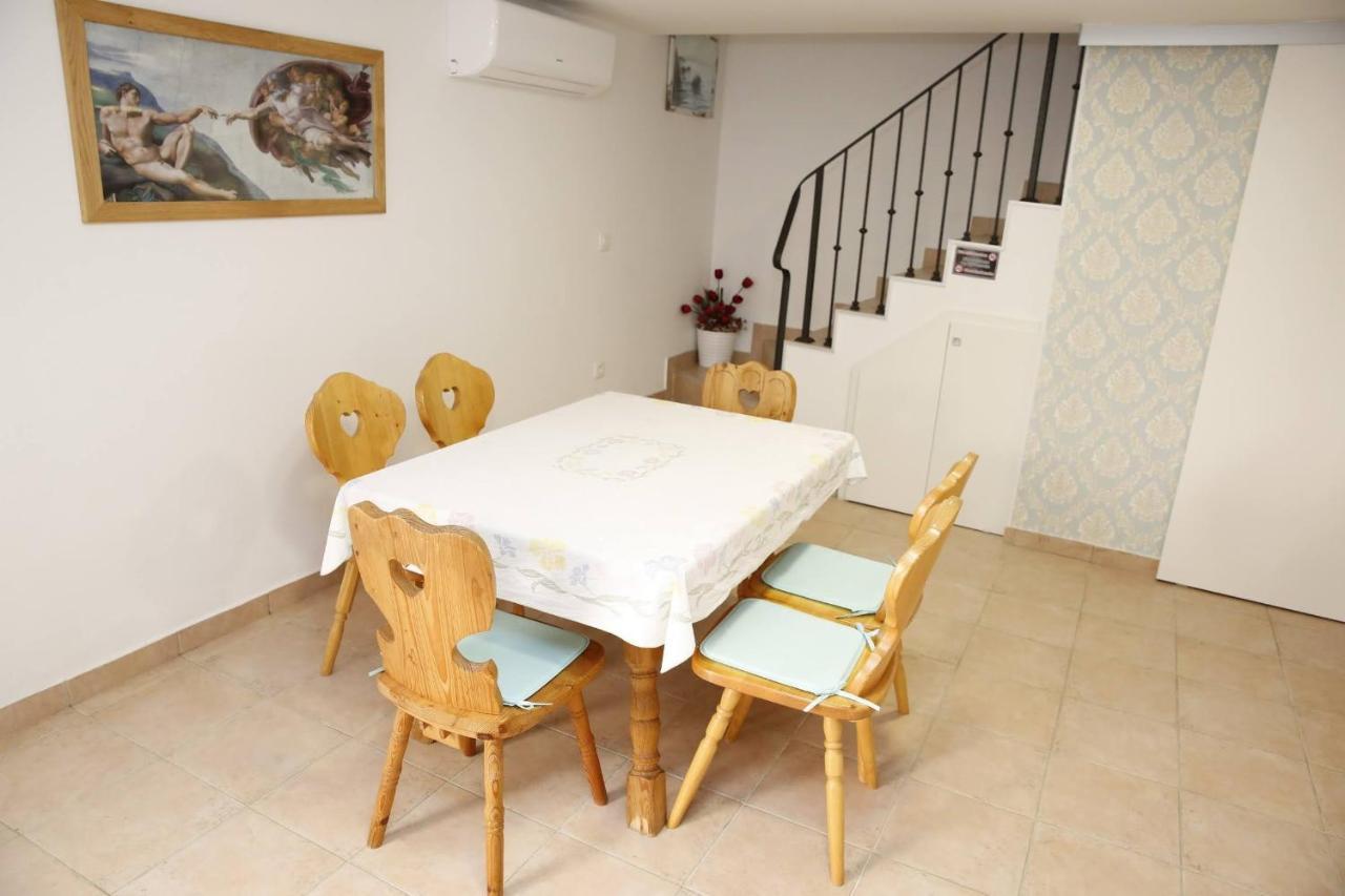 Holiday Home Yan With Bay View โวดีเซ ภายนอก รูปภาพ